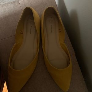 Mustard yellow flats 12W